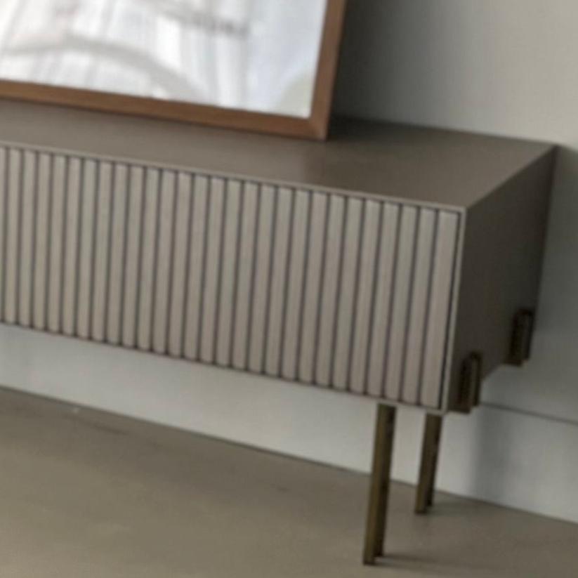 Strip tv stand platin 3