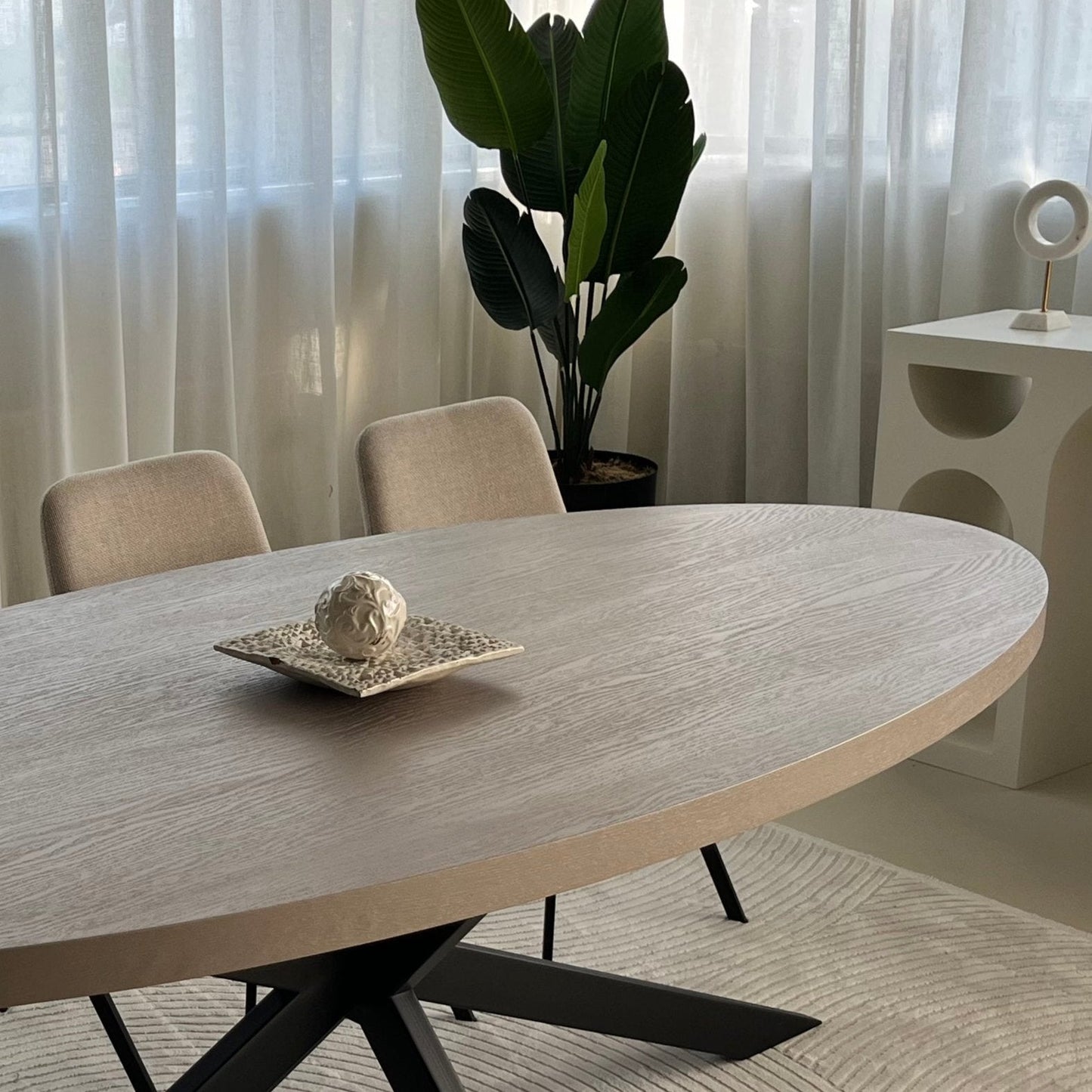 Datca Dining Table Spider Leg