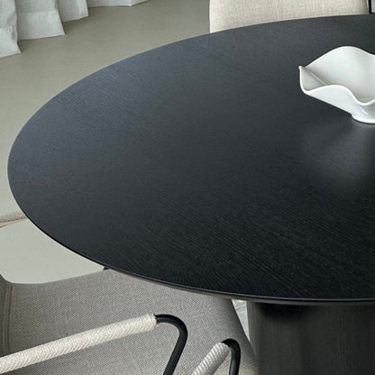 Slim round dining table como leg