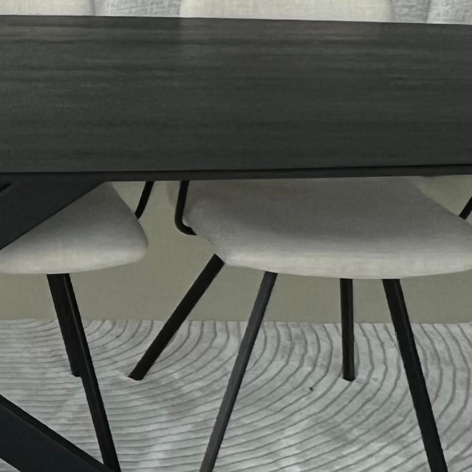 Danish ovale top spider leg