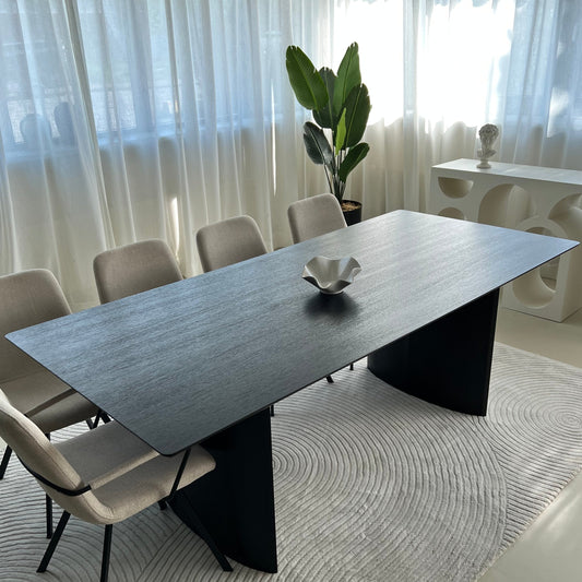 Lara Dining Table Top Kanvas Leg Black Oak