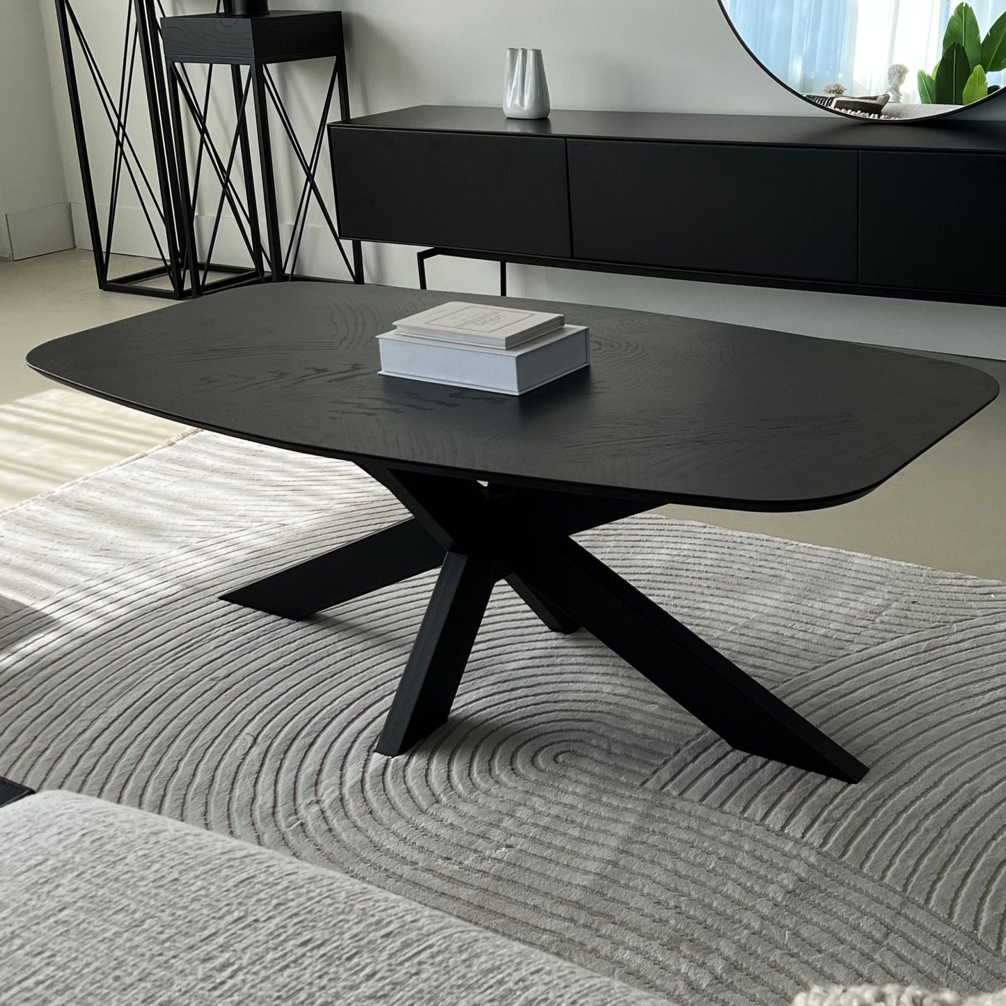 Danish ovale coffee table spider leg