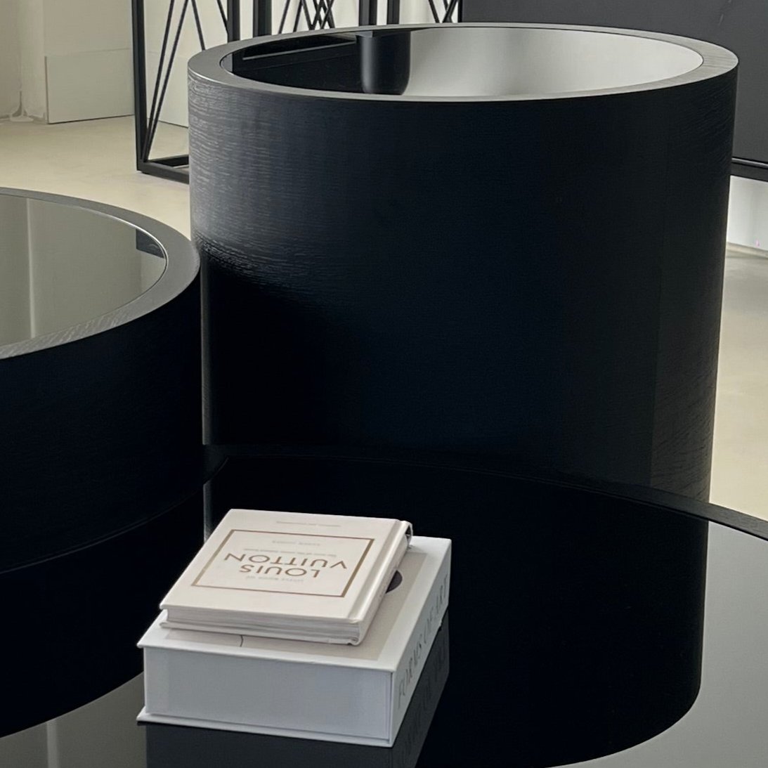 Dallas coffee table black