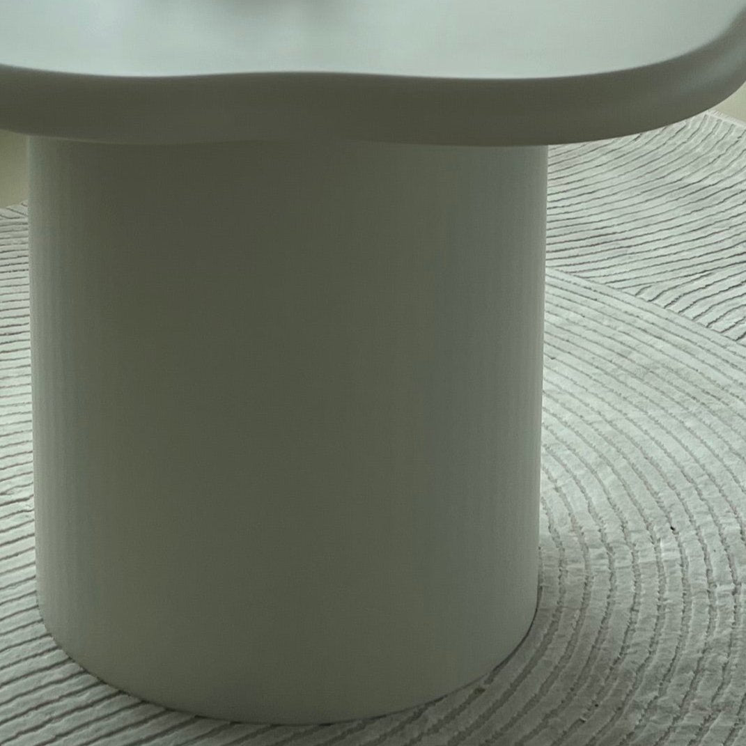 Ventana Dining Table