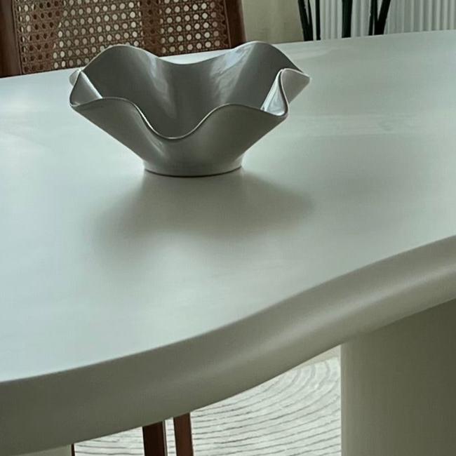 Fasulye dining table