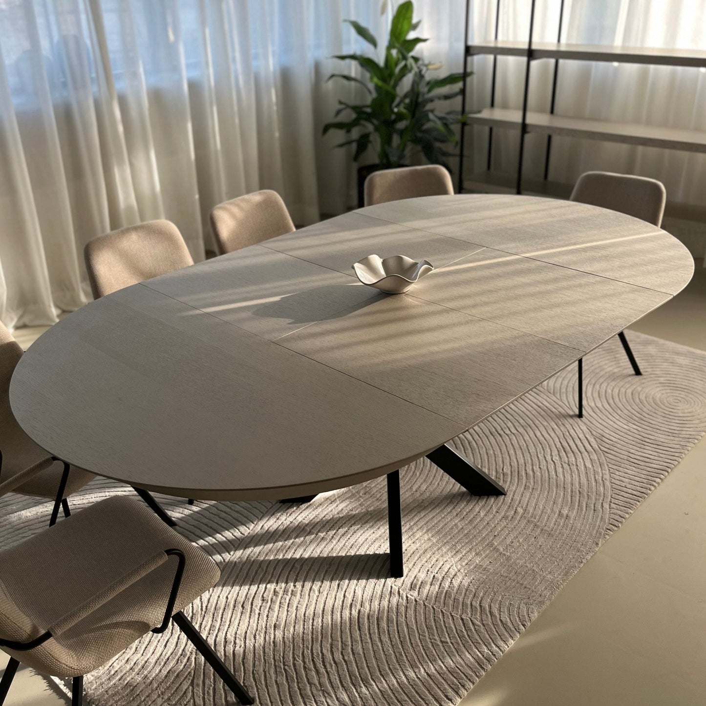 Spider round dining table platin 3