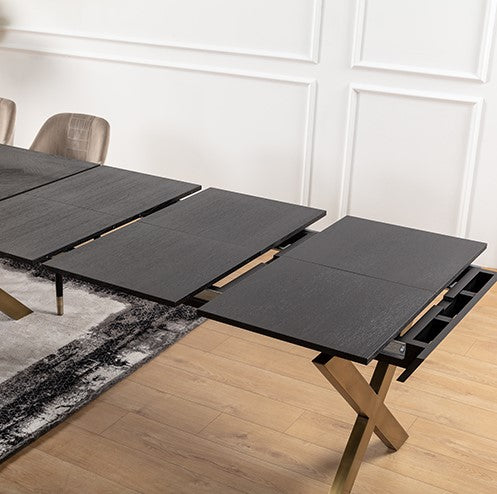 Tokyo extentable dining table