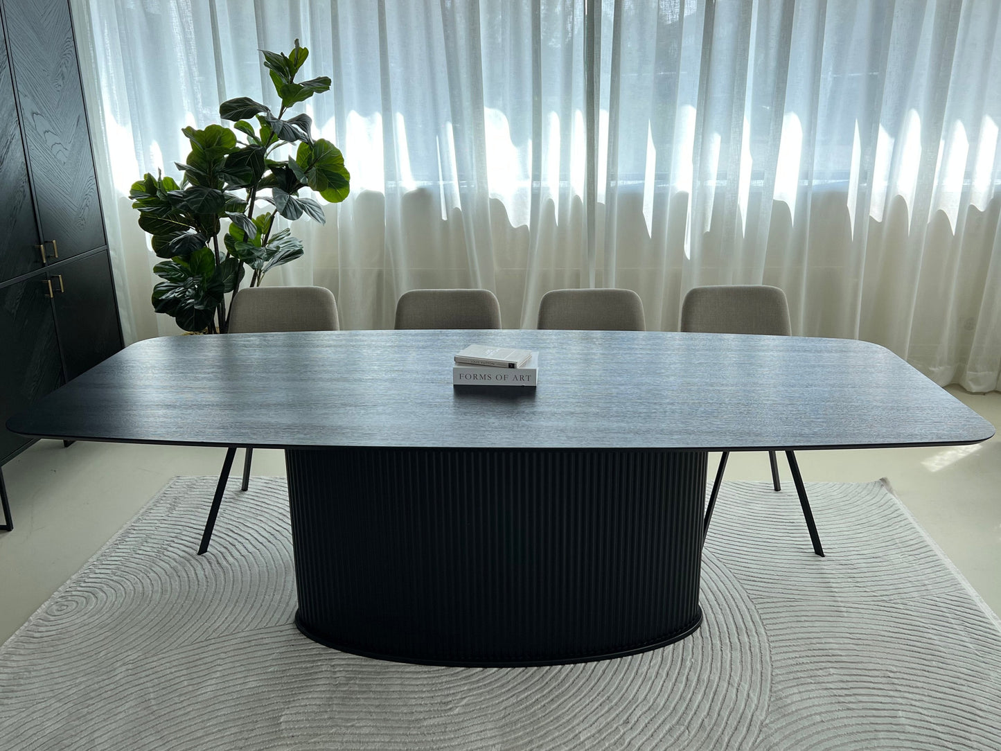 Danish ovale top apollo leg dining table