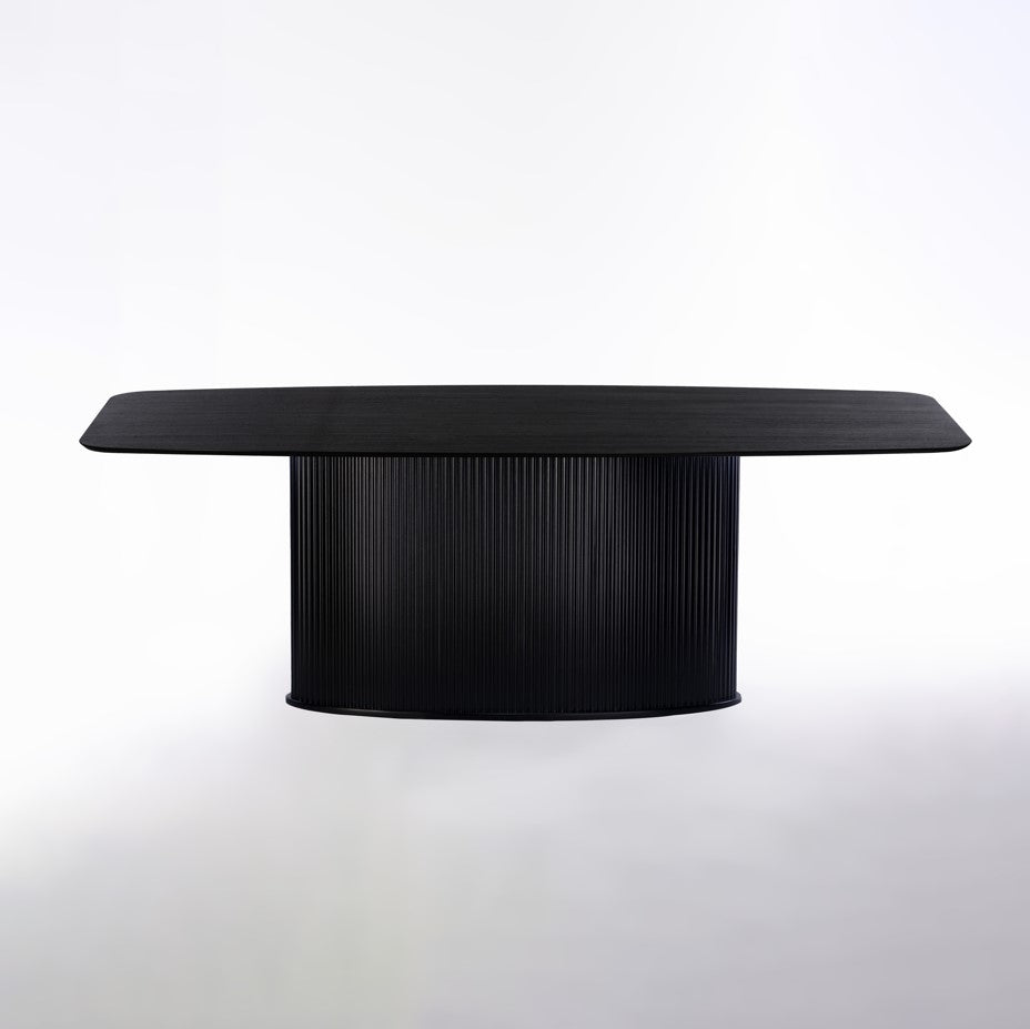 Danish ovale top apollo leg dining table