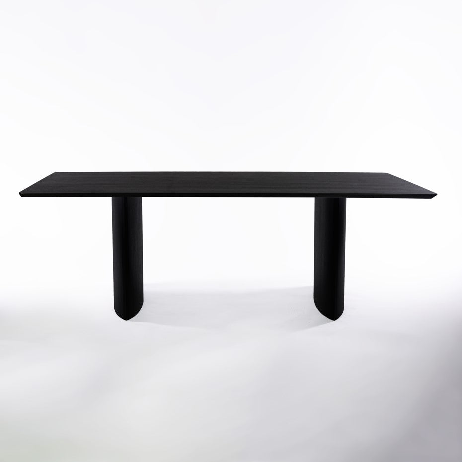 Lara dining table top kanvas leg