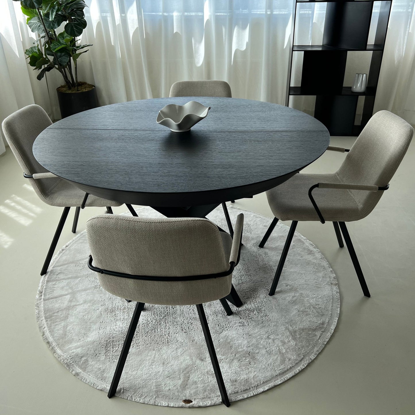 Spider round dining table black oak